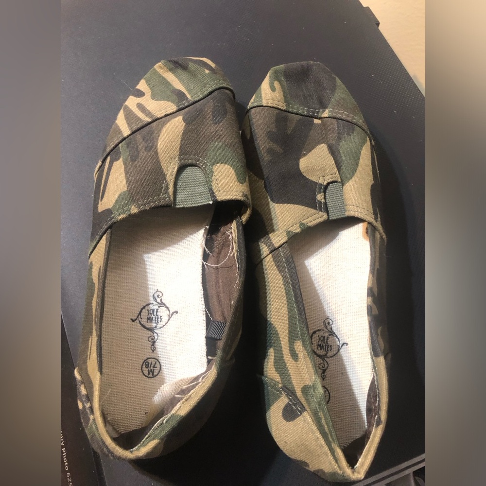 Sole Mates Women's Camouflage Slip-Ons
